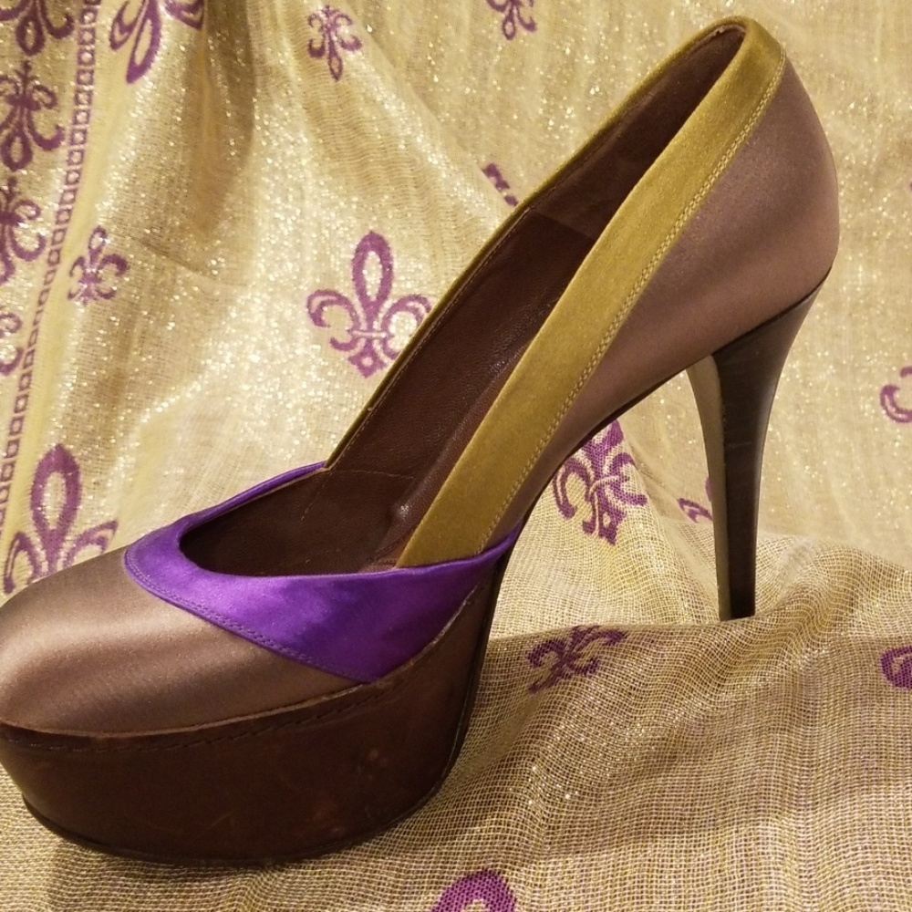 Shoes - image 2